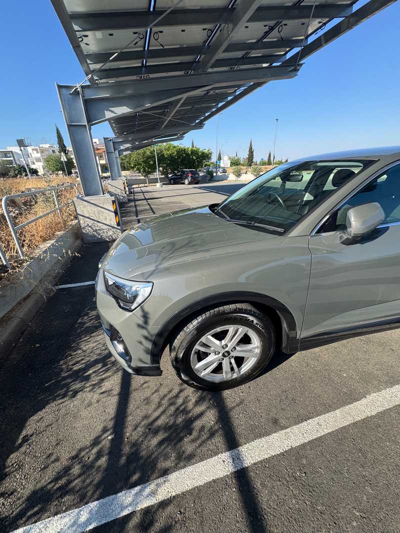 2022 Audi Q3 1,5L 2022 Cyprus