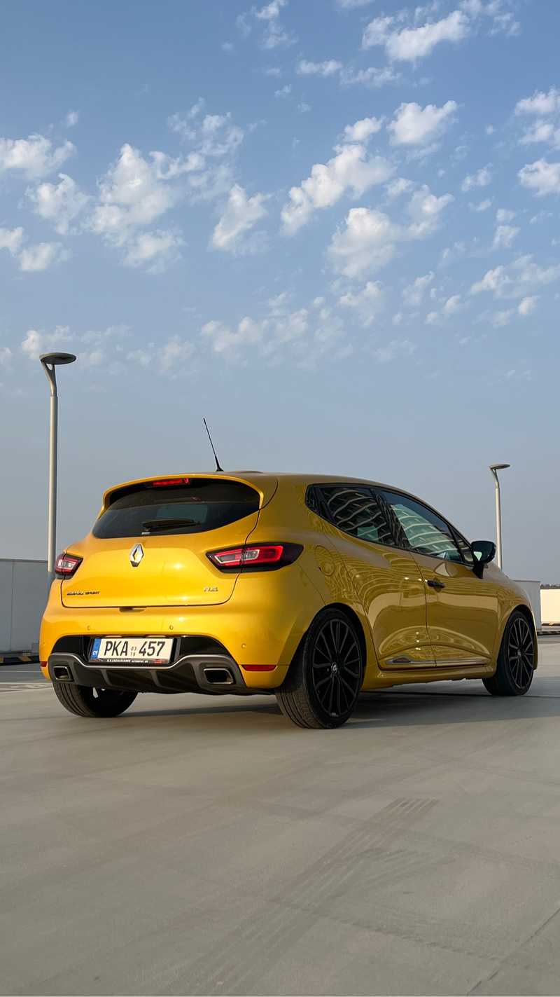 2018 Renault Clio 1,6L 2018 Cyprus