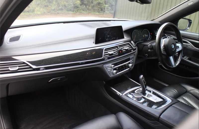 2019 BMW 7-Series 3,0L 2019 Cyprus