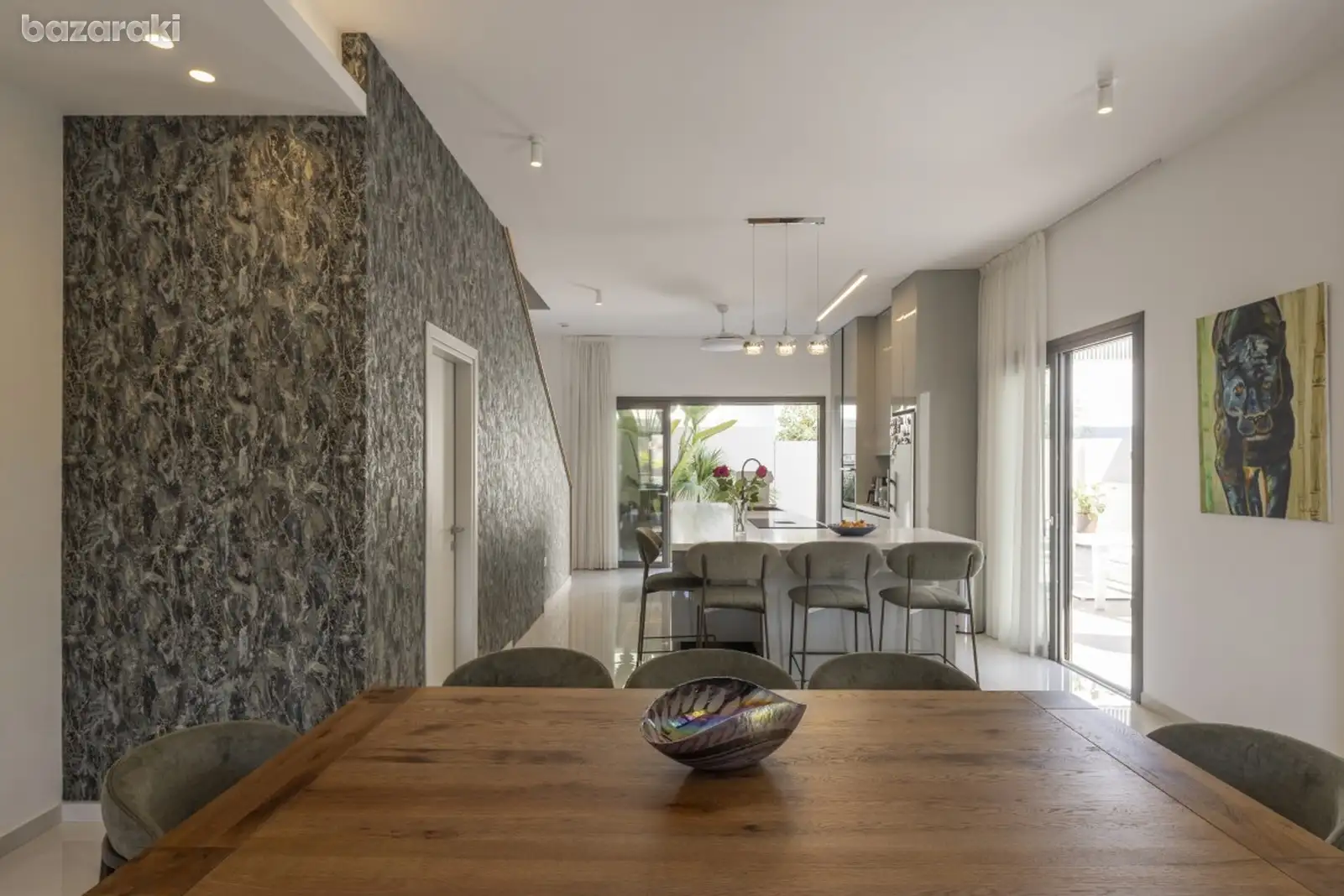 House, 3 bedrooms — 3