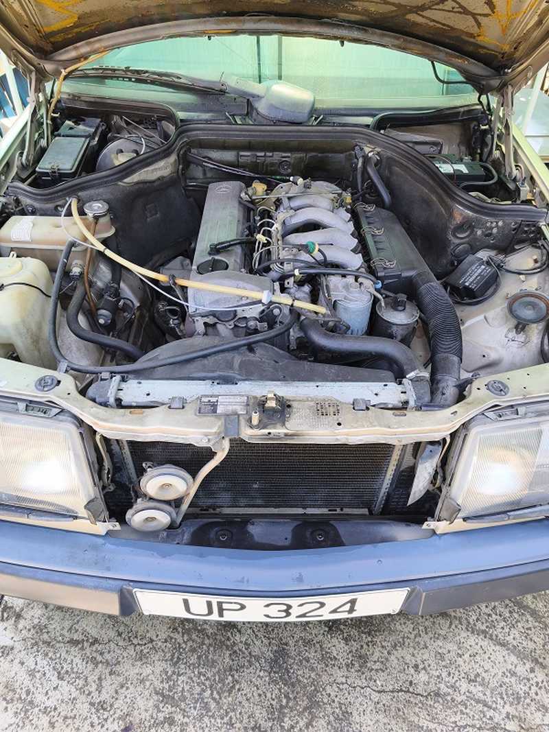 1986 Mercedes-Benz E-Class 2,5L 1986 Cyprus