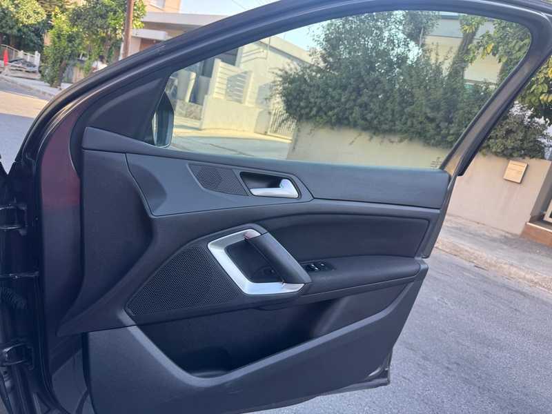 2016 Peugeot 308 1,6L 2016 Cyprus