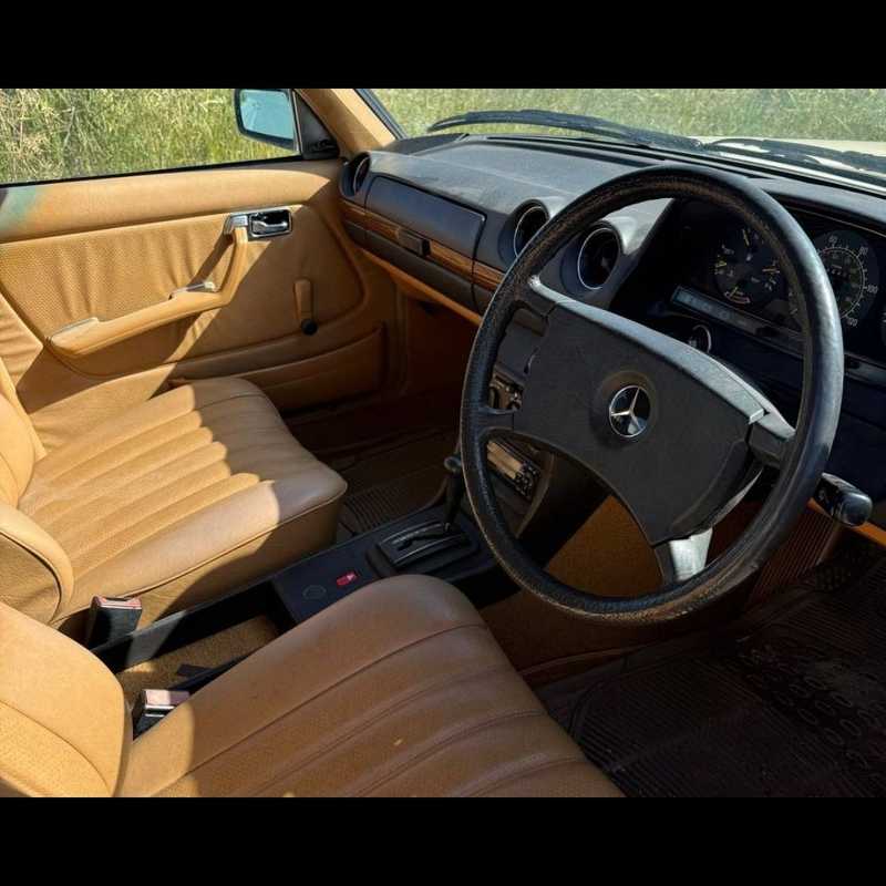 1983 Mercedes-Benz E-Class 2,2L 1983 Cyprus