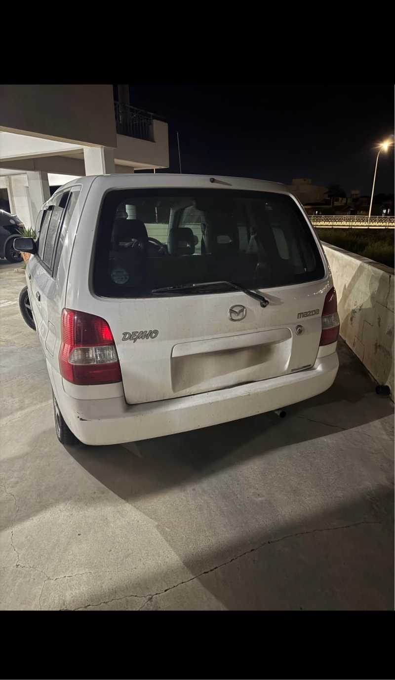2000 Mazda Demio 1,3L 2000 Cyprus