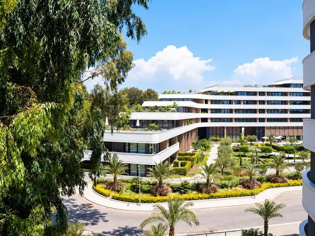 3-bedroom apartment to rent, Limassol — Potamos Germasogeias