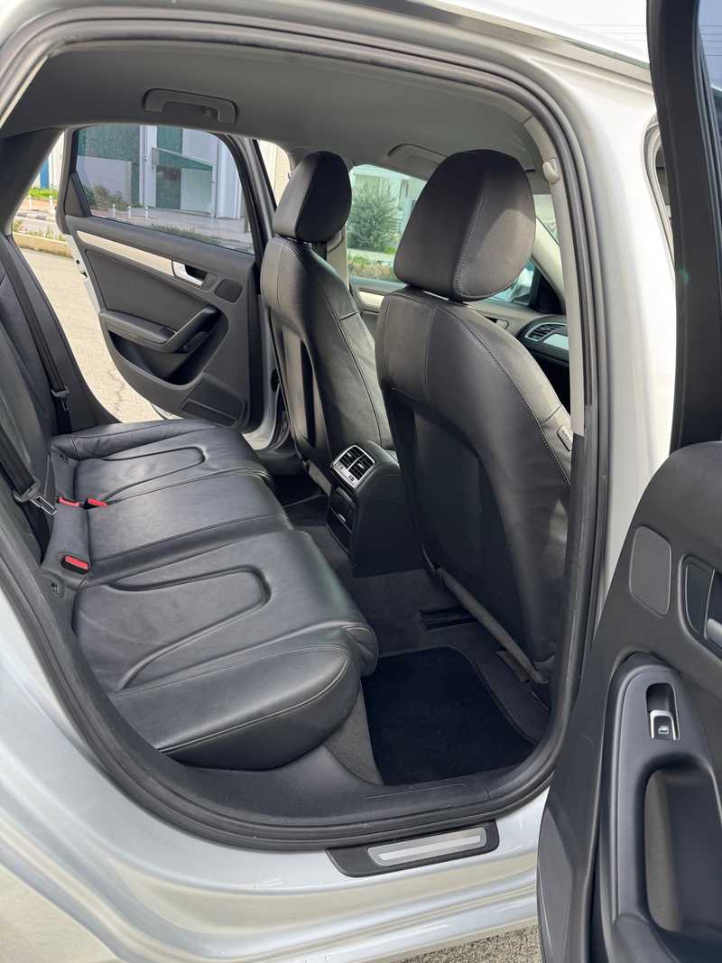 2012 Audi A4 2,0L 2012 Cyprus