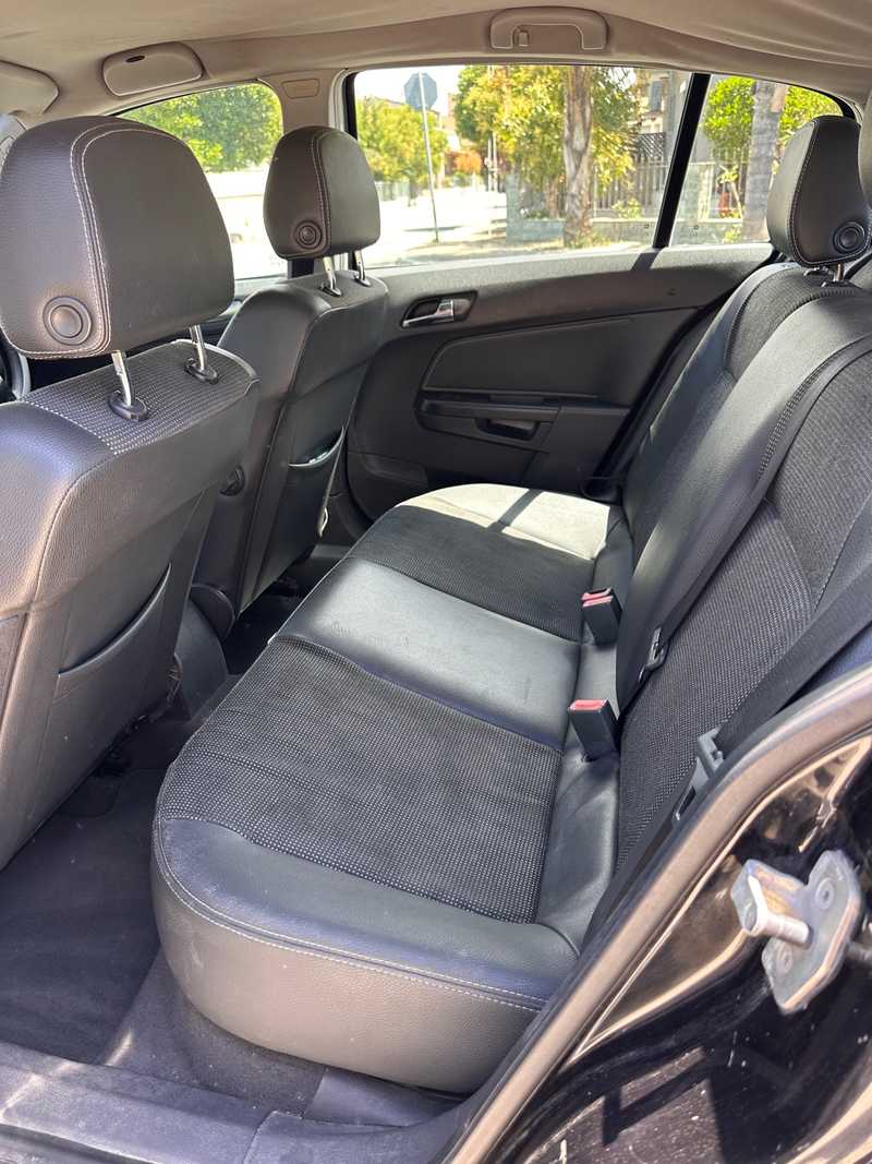 2007 Opel, Vauxhall Astra 1,8L 2007 Cyprus