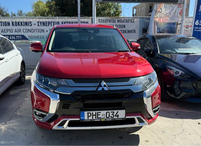 Mitsubishi Outlander 2,4L 2019