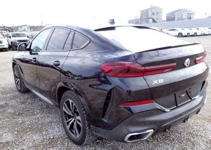 2022 BMW X6 3,0L 2022 Cyprus