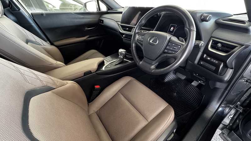 2024 Lexus UX 2,0L 2024 Cyprus