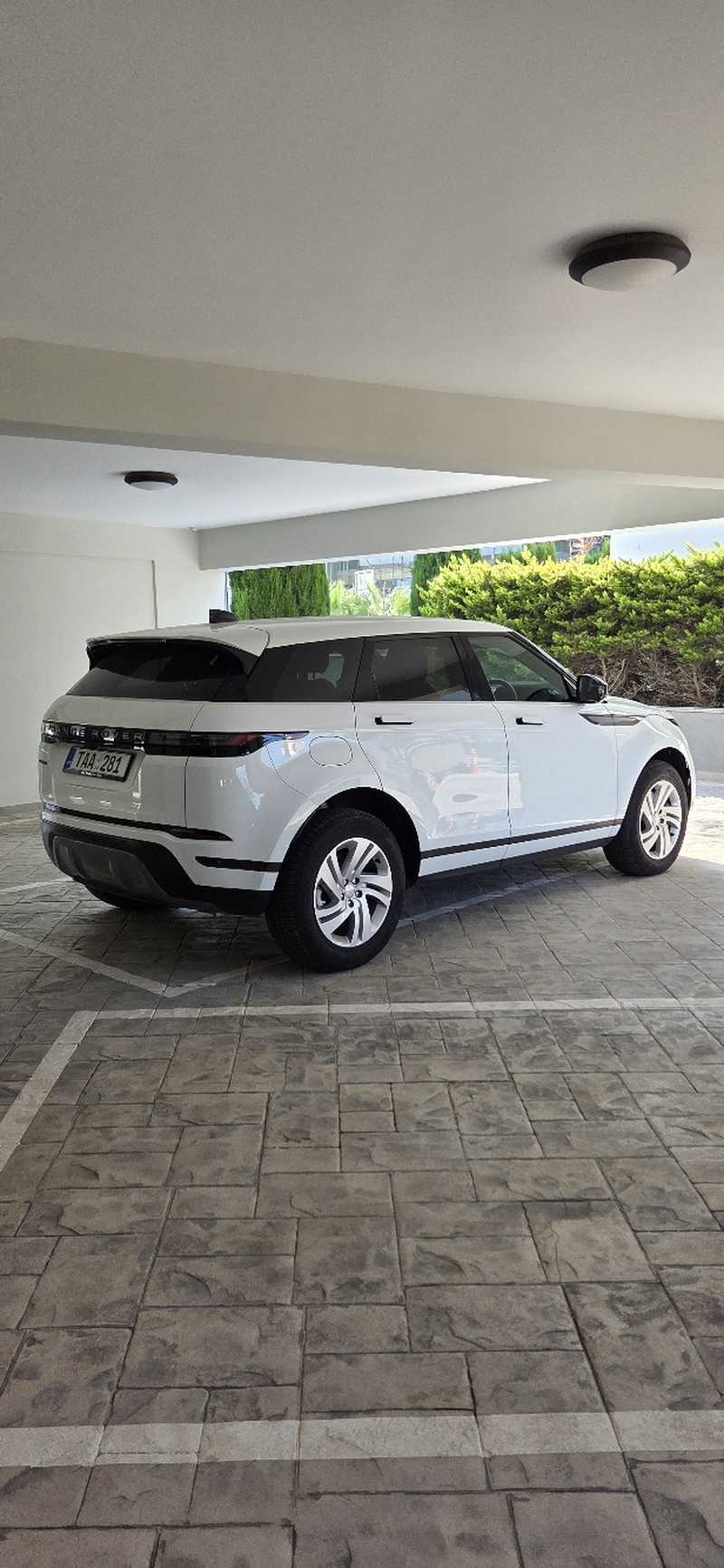2024 Land Rover Range Rover 2,2L 2024 Cyprus