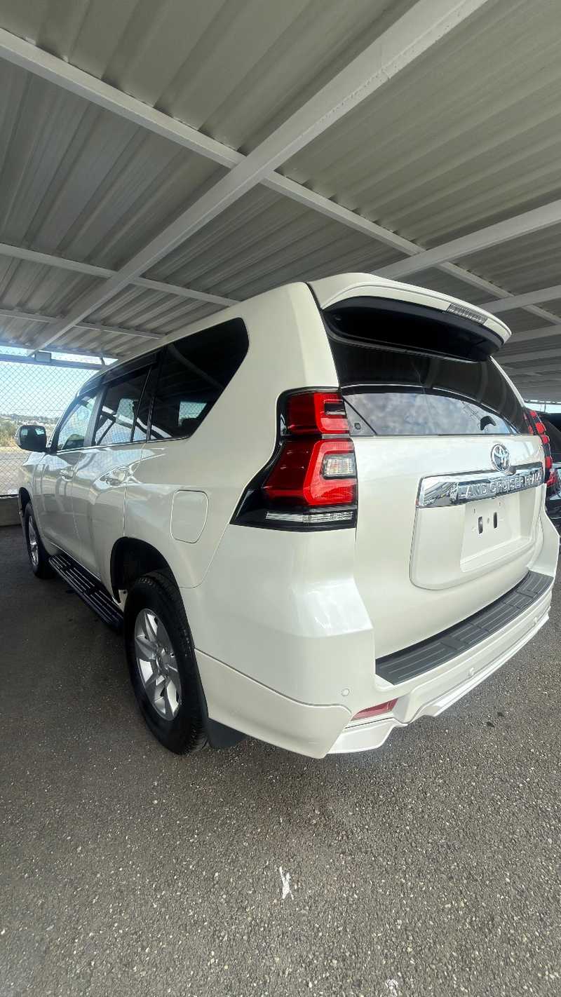 2025 Toyota Land Cruiser Prado 2,8L 2025 Cyprus