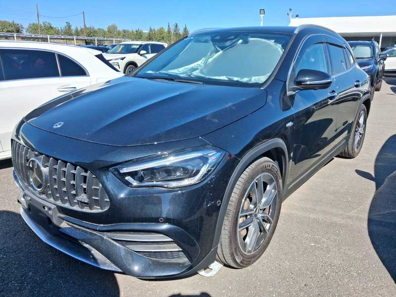 2021 Mercedes-Benz GLA 35 2,0L 2021 Cyprus