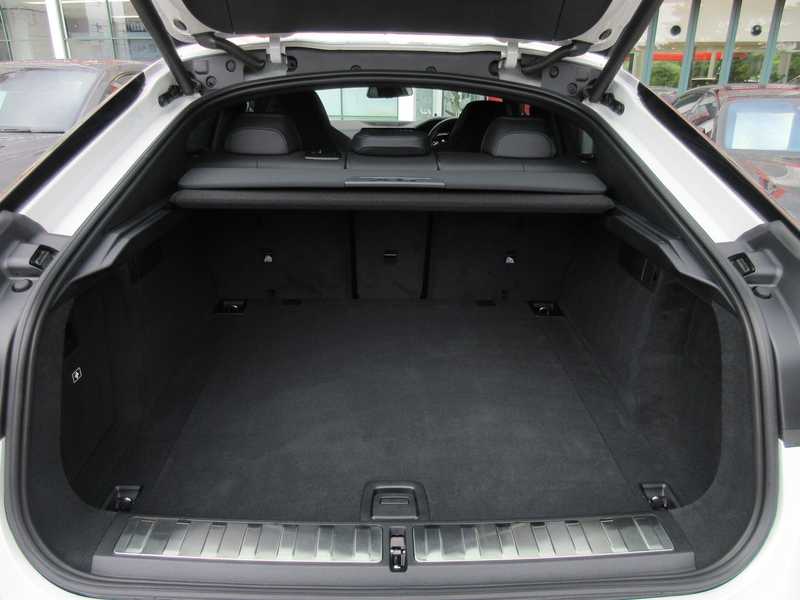 2025 BMW X6M 4,4L 2025 Cyprus