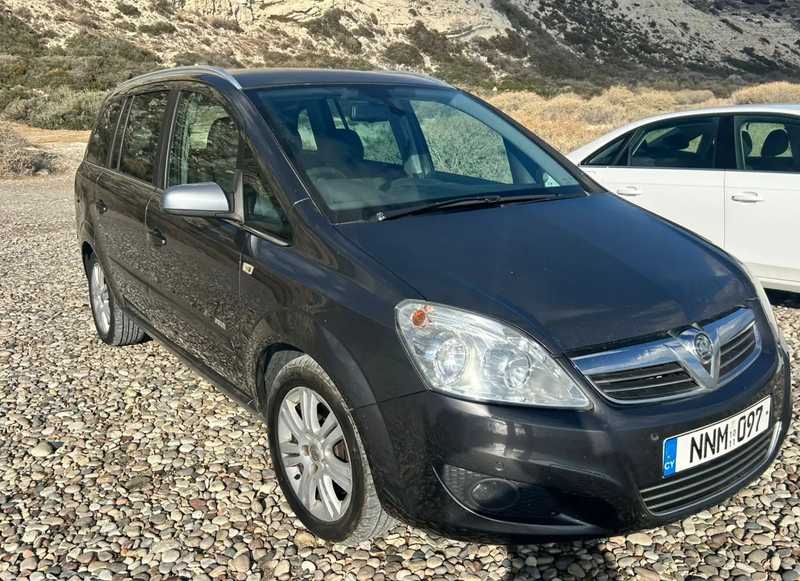 2011 Opel, Vauxhall Zafira 1,7L 2011 Cyprus