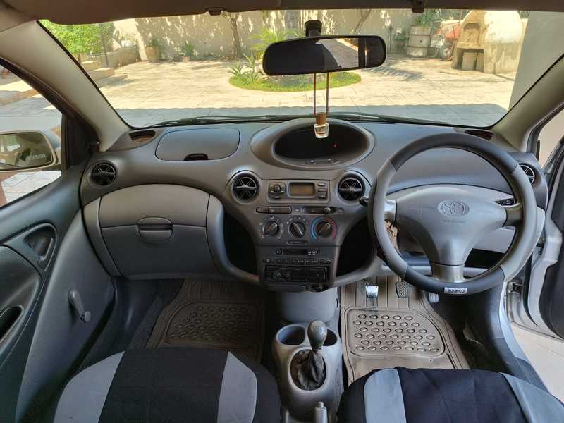2001 Toyota Yaris 1,0L 2001 Cyprus