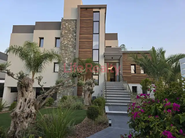 6-bedroom detached house to rent, Επαρχία Λεμεσού — Παρεκκλησιά