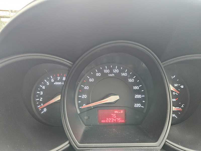 2015 KIA Rio 1,3L 2015 Cyprus