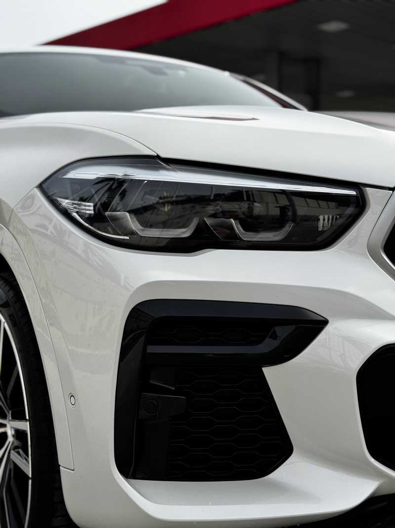 2022 BMW X6 3,0L 2022 Cyprus