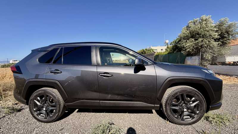Toyota RAV4 2,5L 2024