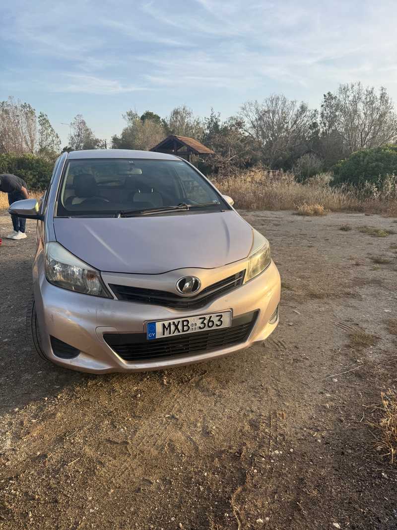Toyota Vitz 1,3L 2012