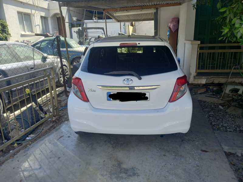 2011 Toyota Vitz 1,3L 2011 Cyprus