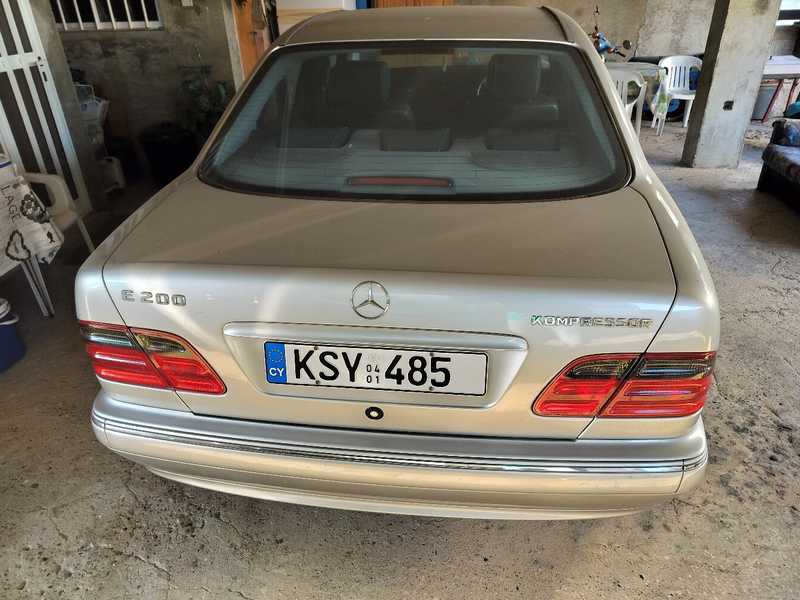 2001 Mercedes-Benz E-Class 2,0L 2001 Cyprus