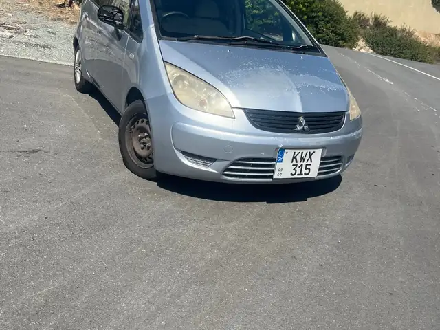 Mitsubishi Colt
