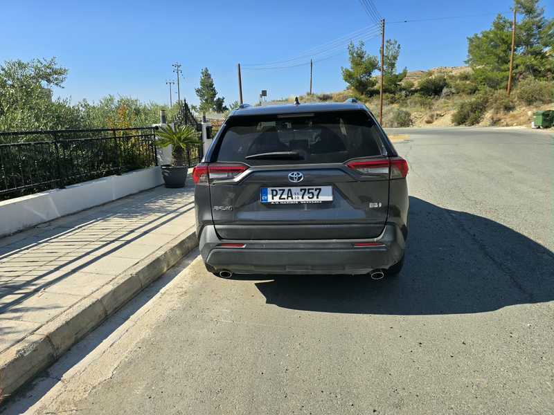 2021 Toyota RAV4 2,5L 2021 Cyprus