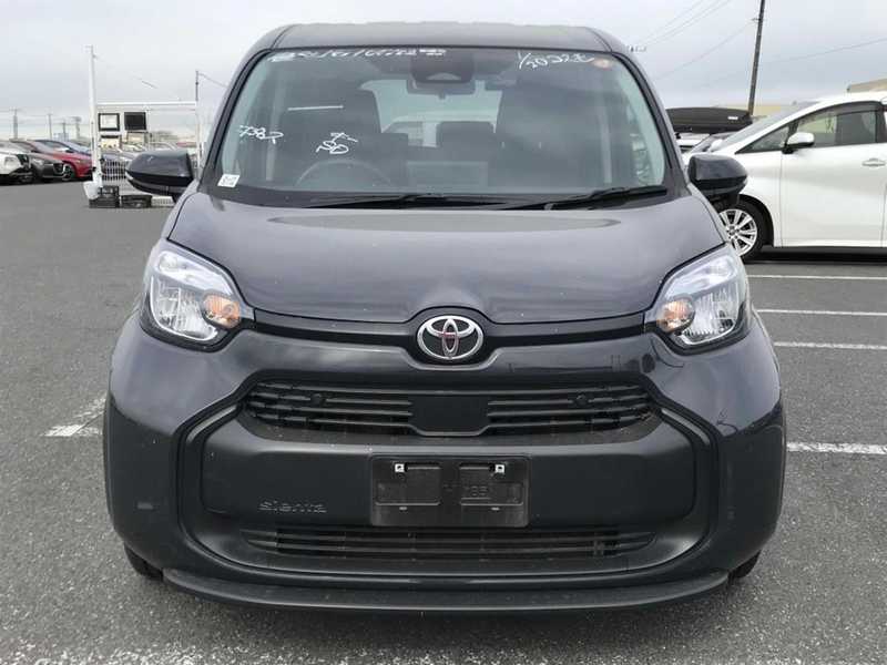 2023 Toyota Sienta 1,5L 2023 Cyprus