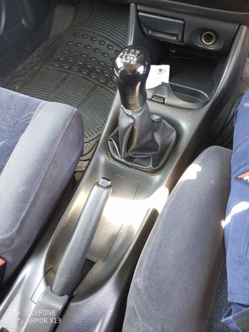 Mazda Familia 1,5L 1999