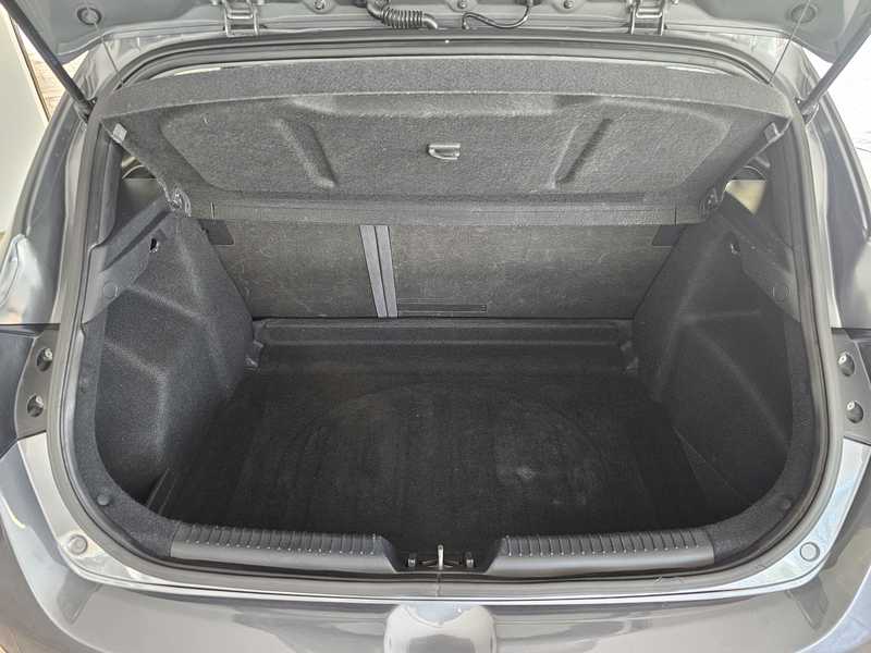 2014 Hyundai i30 1,6L 2014 Cyprus