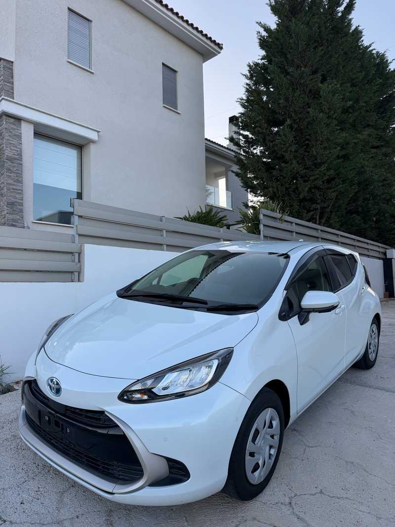Toyota Aqua 1,5L 2022