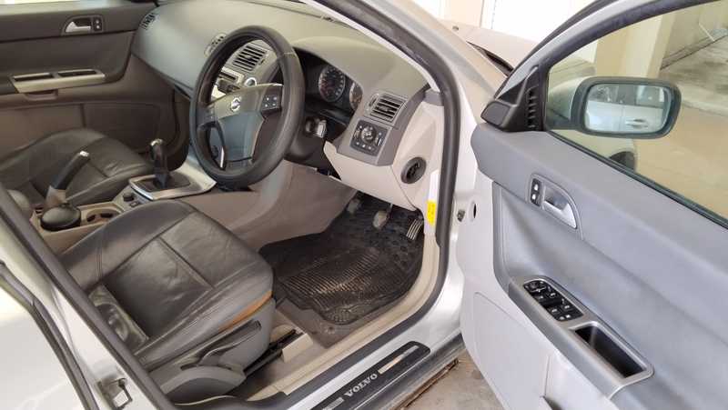 2005 Volvo S40 1,6L 2005 Cyprus