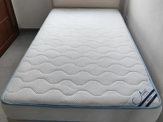 Gevorest bed & mattress 3.5ft - κρεβάτι & στρώμα, Limassol — Agios Athanasios