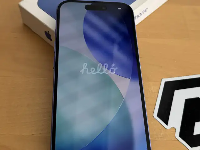 Iphone 16 256gb ultramarine | 81 battery | warranty | like new, Επαρχία Λευκωσίας — Αγλαντζιά
