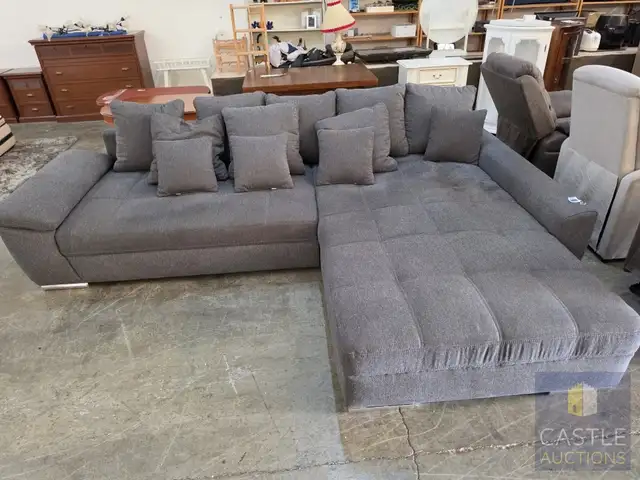 New large grey fabric l shaped corner sofa, Επαρχία Λεμεσού — Ύψωνας