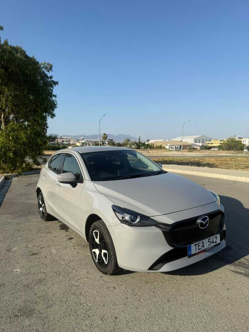 Mazda 2 1,5L 2024