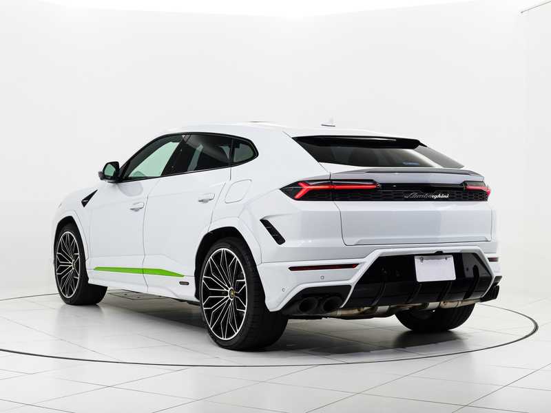 2025 Lamborghini Urus 4,0L 2025 Cyprus