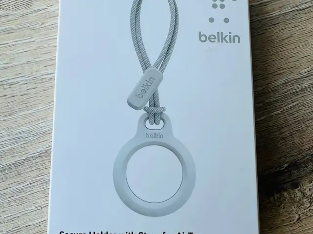 Belkin holder for airtag new, Limassol — Limassol - Mesa Geitonia