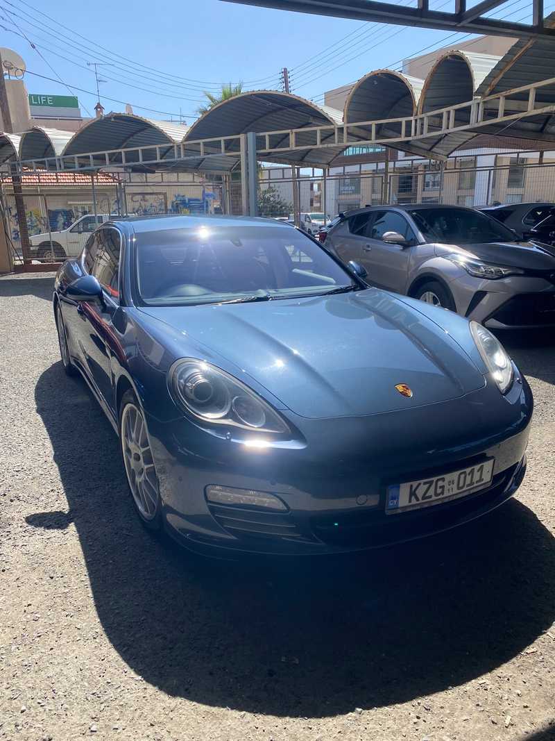 2011 Porsche Panamera 4,8L 2011 Cyprus