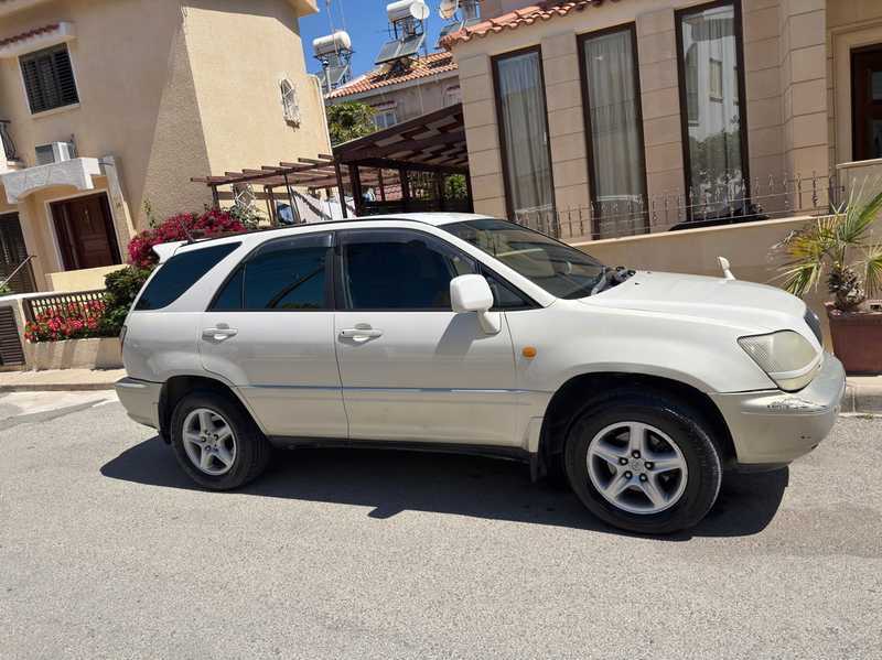 Toyota Harrier 3,0L 1999