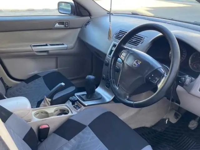 Volvo S40