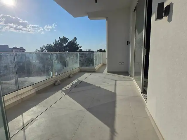 Office in kamares, larnaca, Επαρχία Λάρνακας — Λάρνακα - Καμάρες