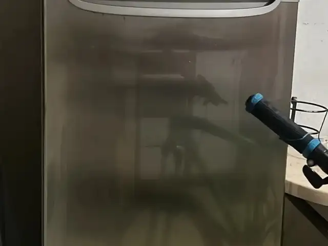 Big refrigerator, Larnaca — Larnaka - Makenzy