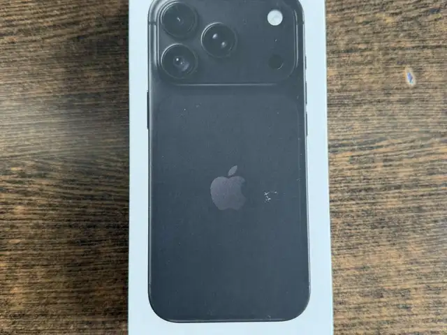 Iphone 18 pro / 256gb / esim / black, Larnaca — Larnaka - Finikoudes