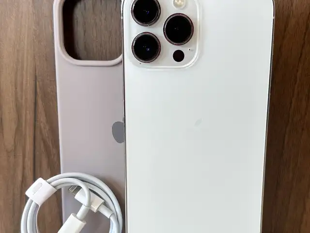 Iphone 13 pro max | 128gb | silver | 83 battery | cable, case & screen protector, Επαρχία Λεμεσού — Ερήμη