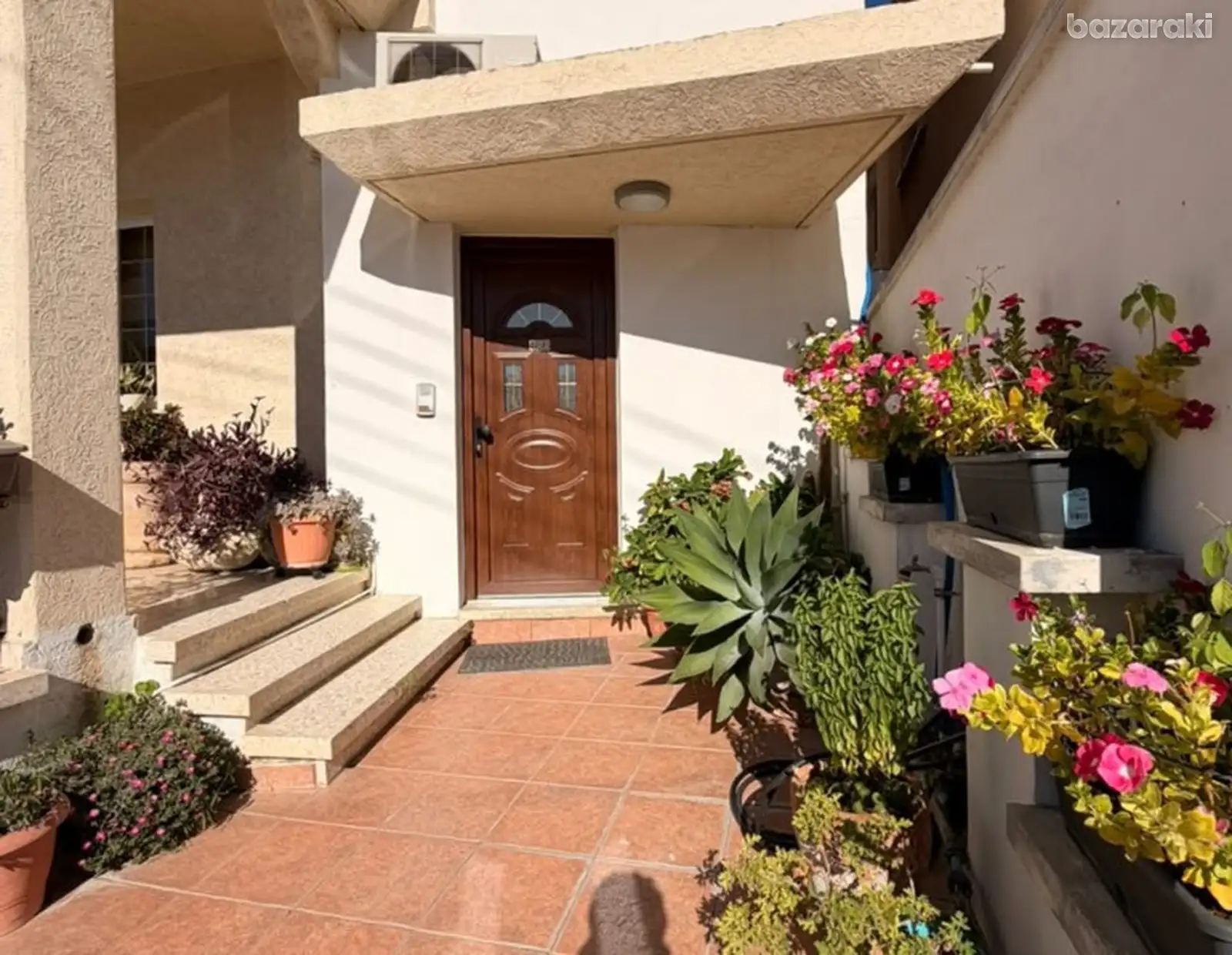 House, 2 bedrooms — 7