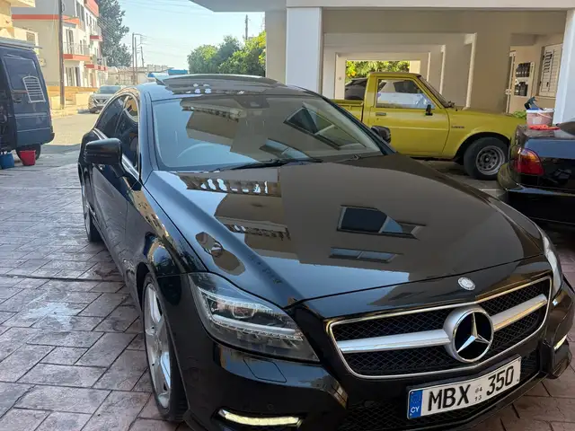 Mercedes-Benz CLS-Class