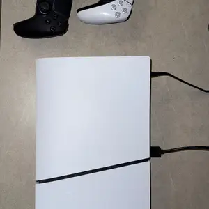 Ps5 slim digital with two controllers, Επαρχία Λευκωσίας — Έγκωμη - Μακεδονίτισσα